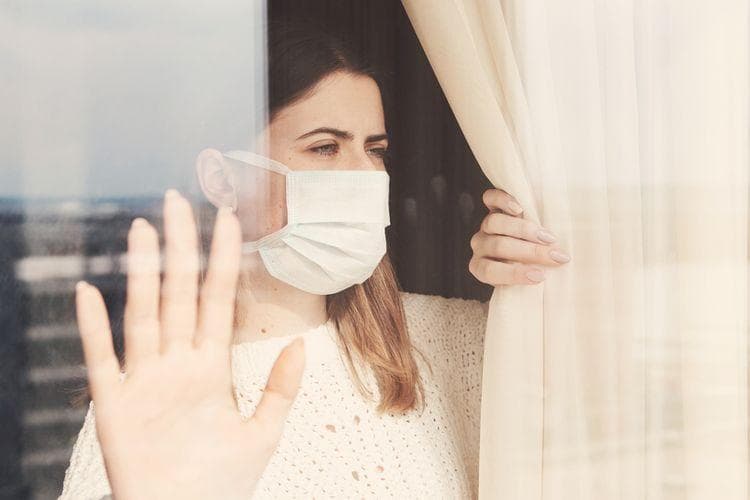 Ilustrasi isolasi mandiri di rumah. (Shutterstock via Kompas)