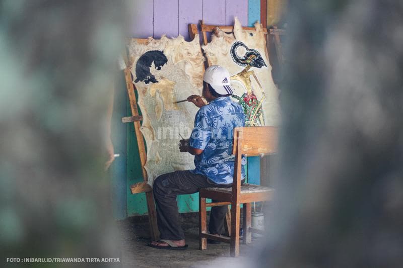 Lukisan bisa dibuat dalam berbagai ukuran.