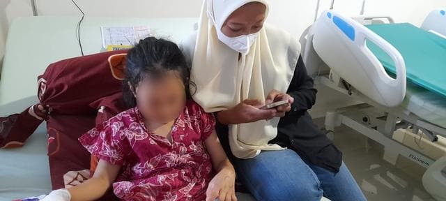 Anak perempuan di Gowa, Sulsel menjadi korban pencungkilan mata oleh orang tuanya sendiri. (ISt via Kumparan)