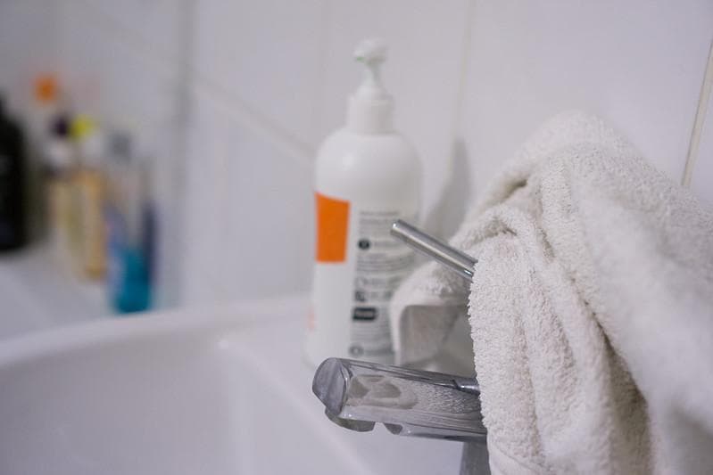 Sering Dilakukan, Benda-benda Ini 'Haram' Disimpan di Kamar Mandi