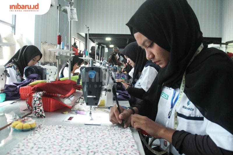 Upah minimum 2022 bahkan ditengarai bisa turun jika dibandingkan dengan upah 2021. (Inibaru.id/Triawanda Tirta Aditya)