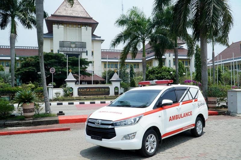 Kamu juga sebaiknya memprioritaskan ambulance dan pemadam kebakaran ya.