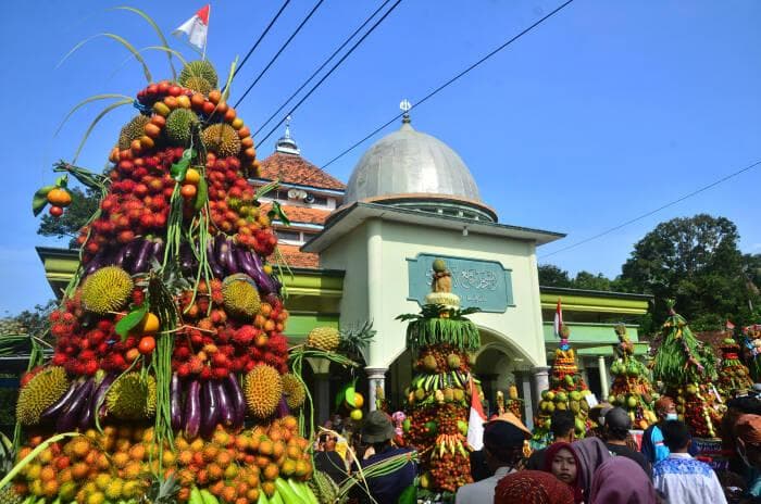 Menilik Asyiknya Tradisi Gebyar Ngunduh Durian di Kudus