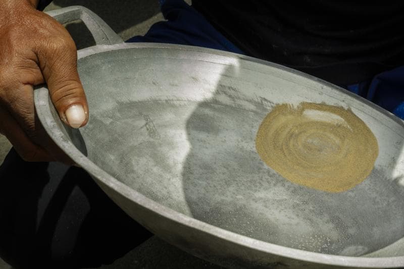 Di Pulau Ini, Cadangan Emas Terbesar di Indonesia Berada