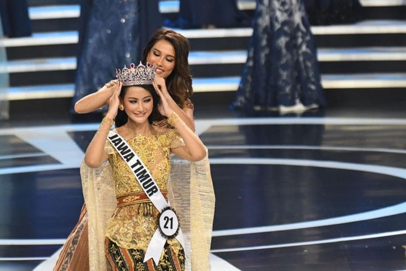 Rr Ayu Maulida, Puteri Indonesia 2020 (ANTARA FOTO/Aditya Pradana Putra)