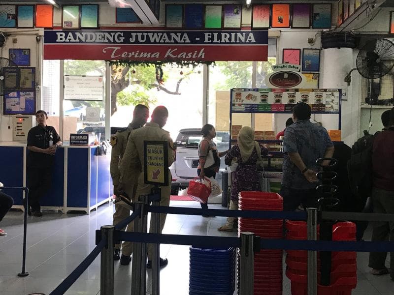 Toko Bandeng Juwana Elrina di Jalan Pandanaran Semarang. (TripAdvisor)