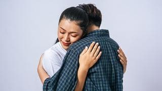 Memaafkan akan membuat jiwamu lebih tenang. (Freepik via Fimela)