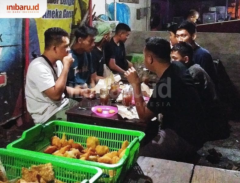 Ramai dikunjungi anak-anak muda. (Inibaru.id/ Isma Swastiningrum)