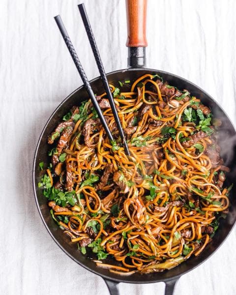 Mi panjang untuk umur yang panjang.(Instagram/farmisonuk)