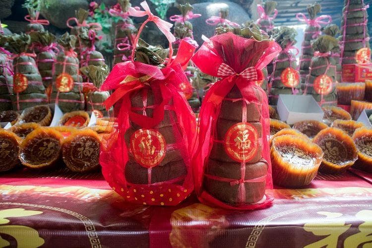 Kue Keranjang dan Makanan Simbol Keberuntungan Tahun Baru Imlek
