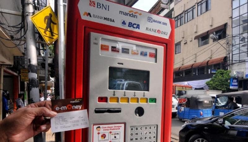 Uji Coba Sistem Parkir Elektronik Diterapkan di Jalanan Kota Semarang