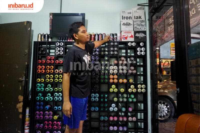 Toko grafiti Reload Graffiti Supply. (Inibaru.id/ Audrian F)<br>