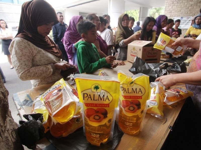 Kemendag menduga minyak goreng murah dijual oknum yang hanya pengin mengeruk keuntungan ke luar negeri dan untuk keperluan industri. (Medcom/Media Indonesia)