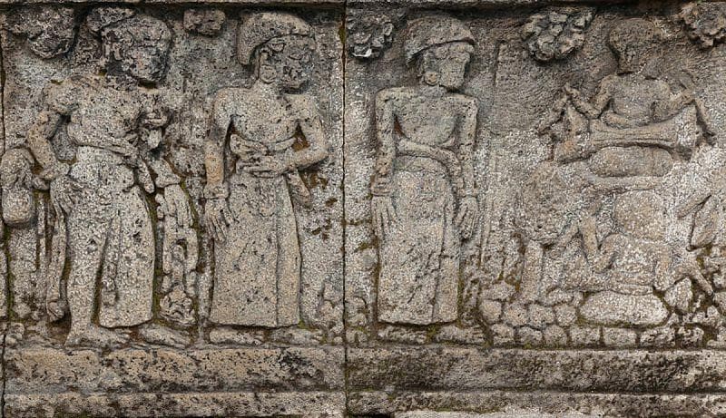 Cerita cinta Panji yang terpahat di relief Candi Penataran. (Goodnewsfromindonesia)