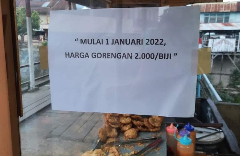 Dilema Penjual Gorengan; Pilih Merugi atau Naikkan Harga