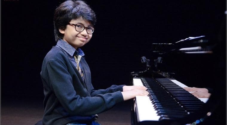 Joey Alexander, pianis Indonesia muda yang mendapat piala Grammy. (Dok. Komunitas Salihara)<br>