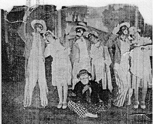 Kelompok sandiwara Dardanella. (Wikipedia)