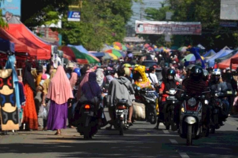 Ilustrasi: Kemeriahan Lebaran di Purwokerto. (Radar Banyumas/Dimas Prabowo)