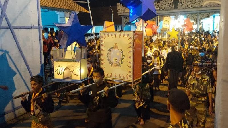 Kirab Malam Selikuran Ramadan 2022 Keraton Solo. (Merahputih.com/Ismail)