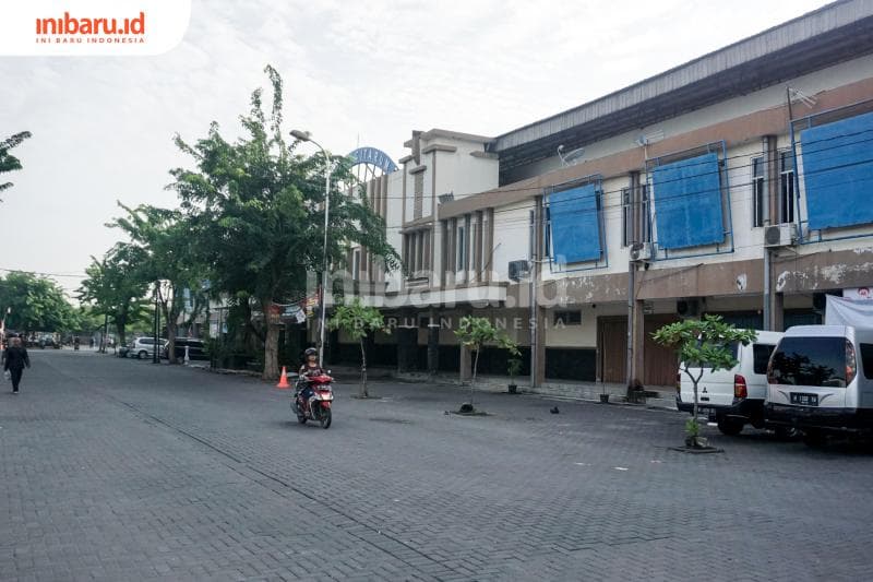 Tiket mulai dijual di kompleks Stadion Citarum. (Inibaru.id/ Audrian F)<br>