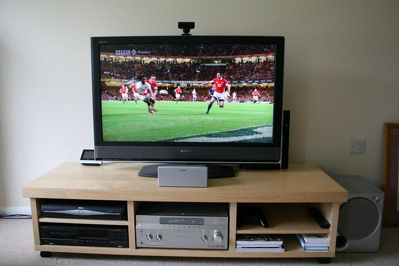 Nantinya, siaran tv analog dialihkan ke tv digital. (Flickr/

William Hook)