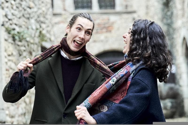 Guyonan lucu yang mengundang gelak tawa juga menjadi bagian dari etika percintaan orang Jawa kuno. (Pixabay/Thomas Manin)