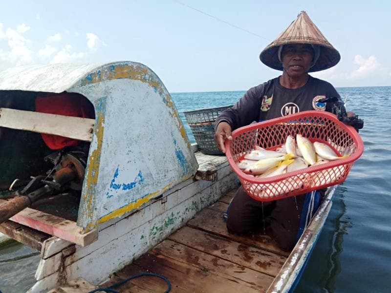 Jika ada yang nekat melaut saat Jumat Kliwon, hasil tangkapannya sedikit. (Liputan6.com/ Ahmad Yusran)
