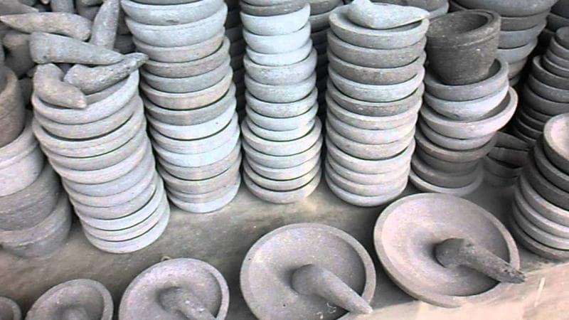 Cobek Muntilan jadi yang paling diburu wisatawan. (YouTube/Cobekbatu Kali)