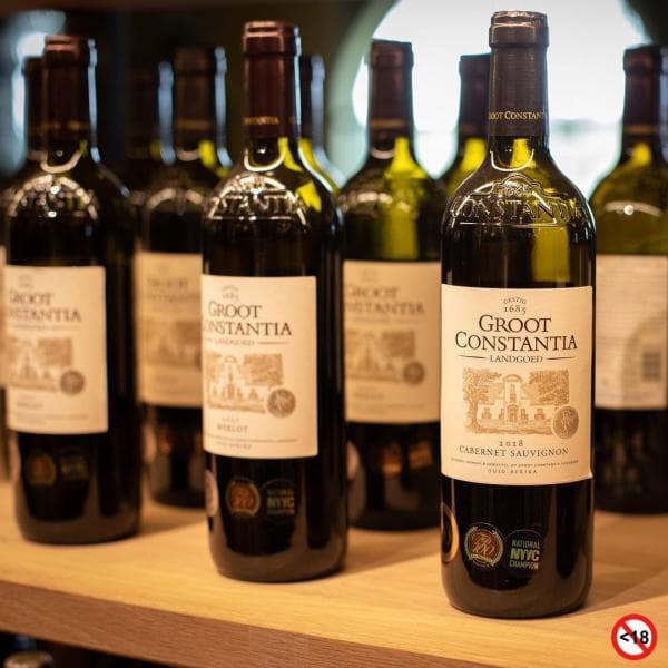 Groot Constantia kini menjadi perkebunan penghasil anggur tertua di Afrika Selatan. (Instagram/Groot Constantia)