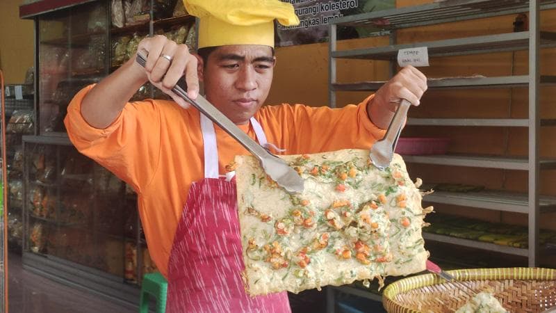 Mendoan jumbo purwokerto. (Radarbanyumas/Mahdi)