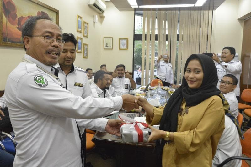 Busroni, Kepala Bidang Media dan Opini Publik Kemenkes menjelaskan tentang mekanisme tes virus corona. (flickr.com/sehatnegeriku)