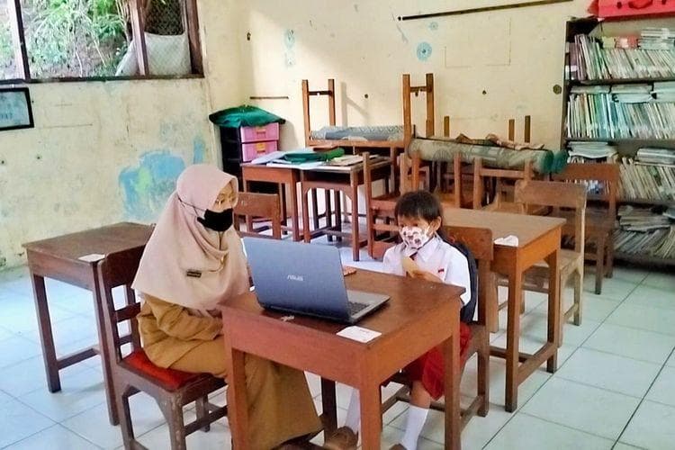 Azzam Jadi Satu-Satunya Murid Baru di SDN Sriwedari 197 Solo