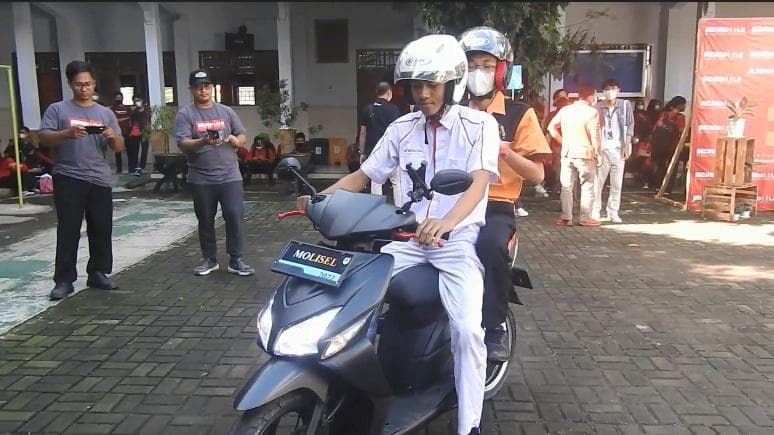 Motor listrik buatan SMKN 2 Bawang Banjarnegara akan dikembangkan lebih lanjut. (Okezone/Elvis Novit)