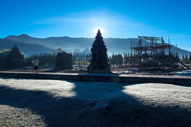 Suhu dingin di Indonesia dipengaruhi angin munson Australia. (Kompas/Shutterstock/Bakhtiar Rahman)