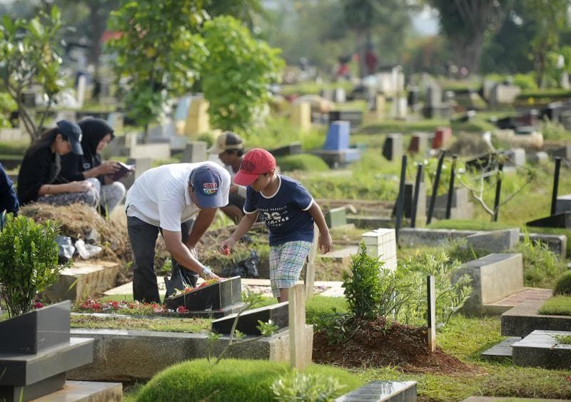 Tradisi Kematian Masyarakat Jawa yang Tetap Lestari hingga Kini