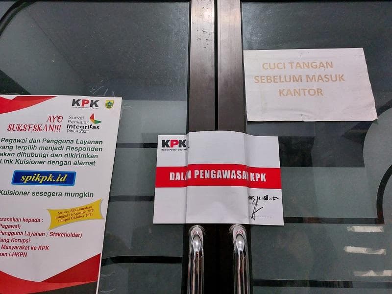 Kantor Bupati KPK disegel KPK. (Okezone)