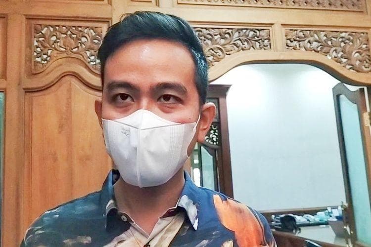Wali Kota Solo Gibran Rakabuming marah kepada Paspampres yang memukul sopir truk di Solo. (Kompas/Fristin Intan Sulistyowati)
