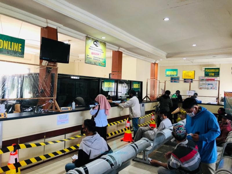 Ilustrasi: Pemutihan pajak bermotor diterapkan menyusul masih banyaknya pemilik kendaraan yang belum membayar pajak. (Mc kalsel)