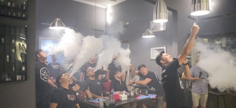 Ilustrasi: Untuk mengatur regulasi rokok elektronik perlu kolaborasi berbagai pihak mulai dari pemerintah, konsumen, hingga industri. (Vapemagz)