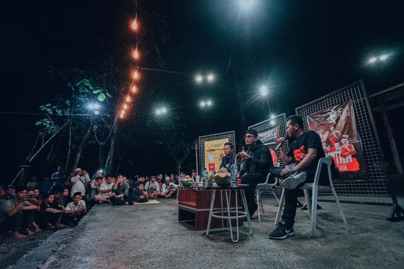 Suasana pengajian saat diisi Gus Miftah. (Dok Santrendelik/ Budi)