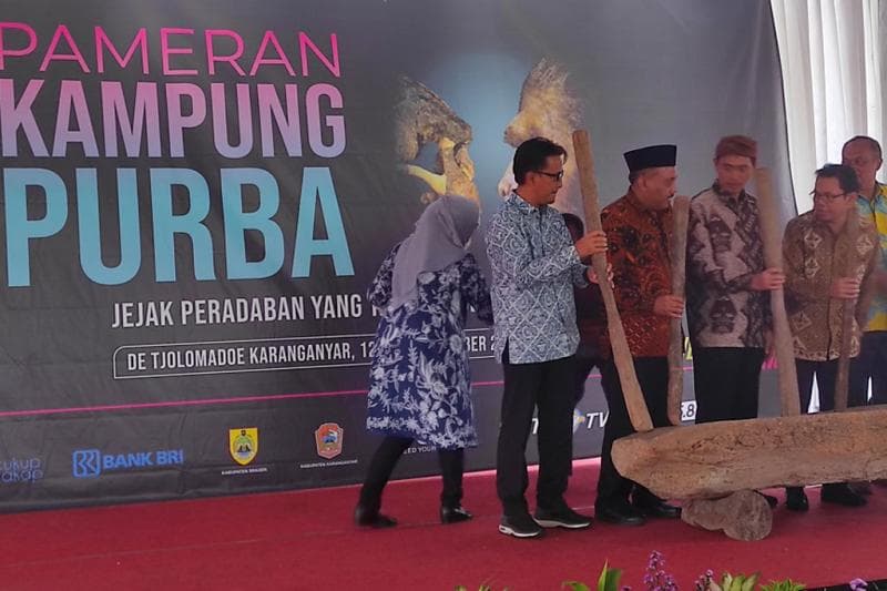 Kurator Pameran Andre Jonas merinci setiap klaster menyajikan cerita tentang cara hidup dan beradaptasi manusia hingga tercipta sebuah peradaban yang khas dari masa ke masa. (Medcom)