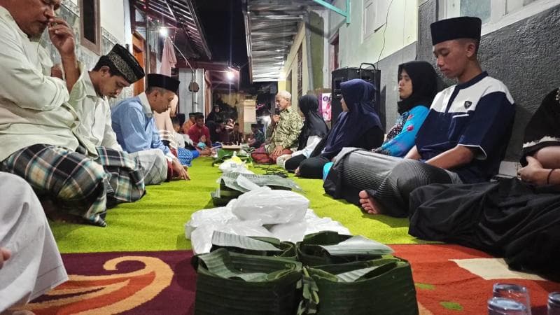 Nasi plontang adalah bagian dari ritual tradisional di Jawa, termasuk bancakan daur hidup manusia. (Kabartrenggalek)&nbsp;