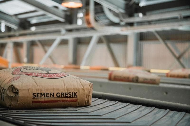 PT Semen Indonesia Jadikan Sampah sebagai Bahan Bakar Pembuatan Semen