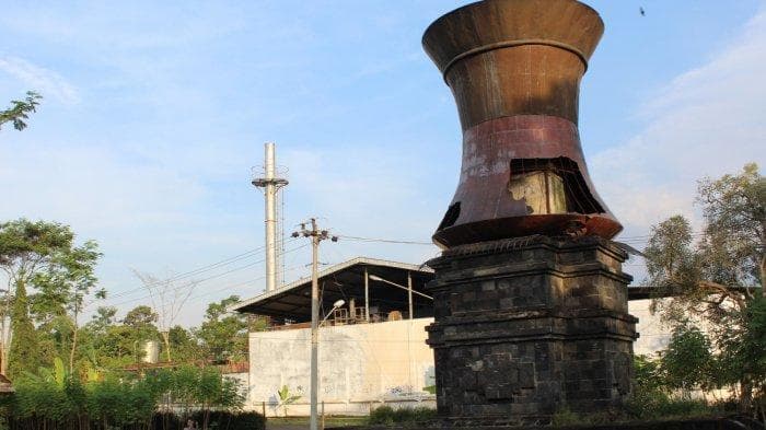 Kondisi kawasan Tugu Sidandang yang semakin terbengkalai. (Jateng Tribunnews)