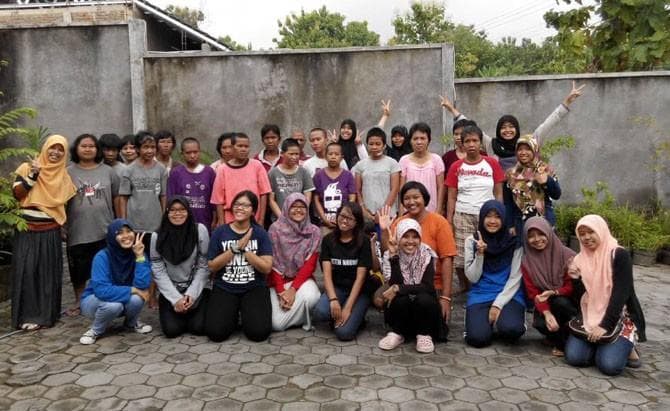 Rumah Schizofren mengajak anak muda untuk mengubah stigma negatif ODMK menjadi gerakan positif untuk ODMK. (Uns)