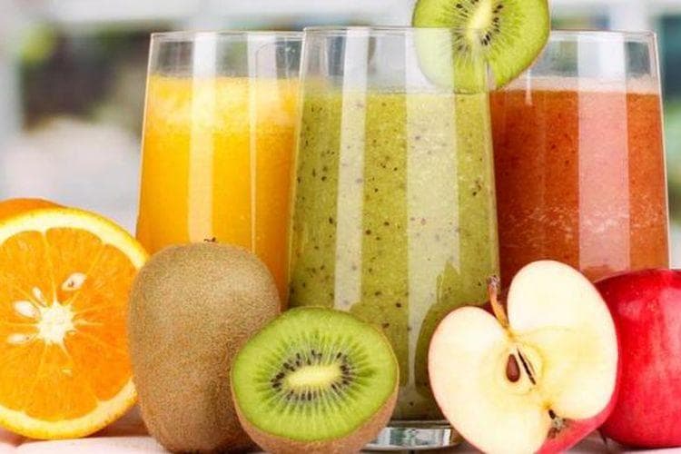 Jus buah murni tetap mengandung gula alami yang harus diperhatikan kadarnya. (Shutterstock via Kompas)