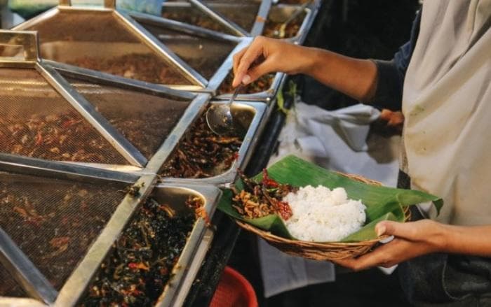 Pilihan menu nasi langgi yang bervariasi. (Gembulfoodie)