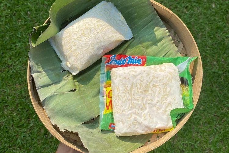 Tempe dari Mi Instan, Cara Unik Masak Mi Instan