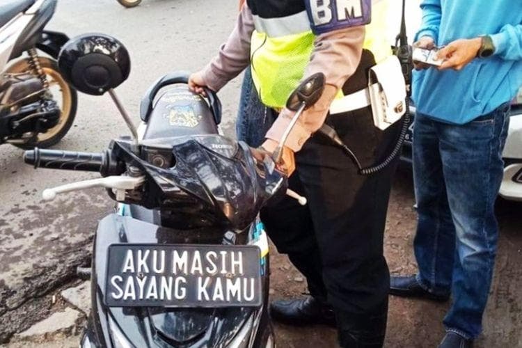 Kendaraan tanpa pelat nomor rawan dijadikan alat untuk melakukan kejahatan. (dok. Polres Serang via Kompas)