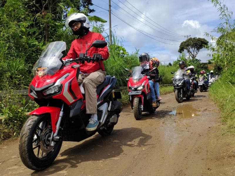 Keuntungan yang Bakal Kamu Rasakan jika Rutin Servis Motor